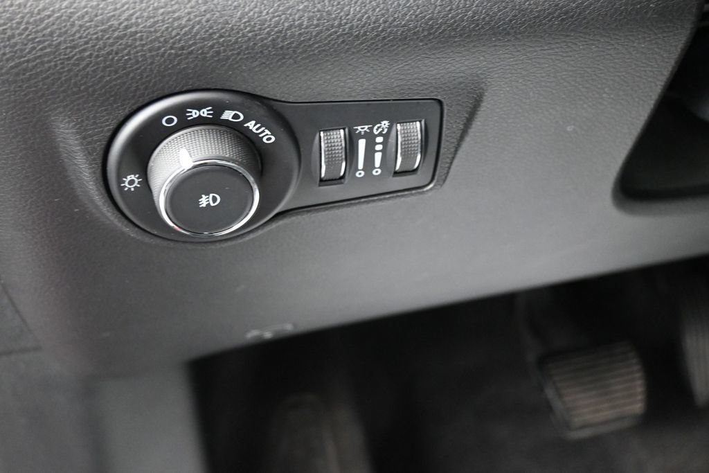 Used 2025 Jeep Compass Limited AWD/4WD image 26