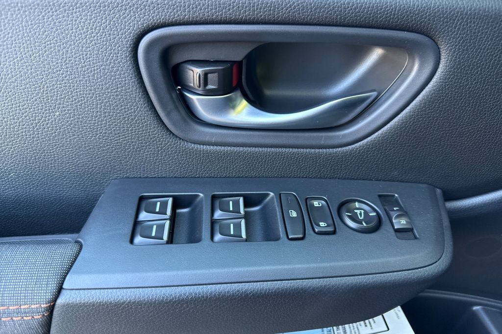 New 2026 Honda Pilot Sport image 5