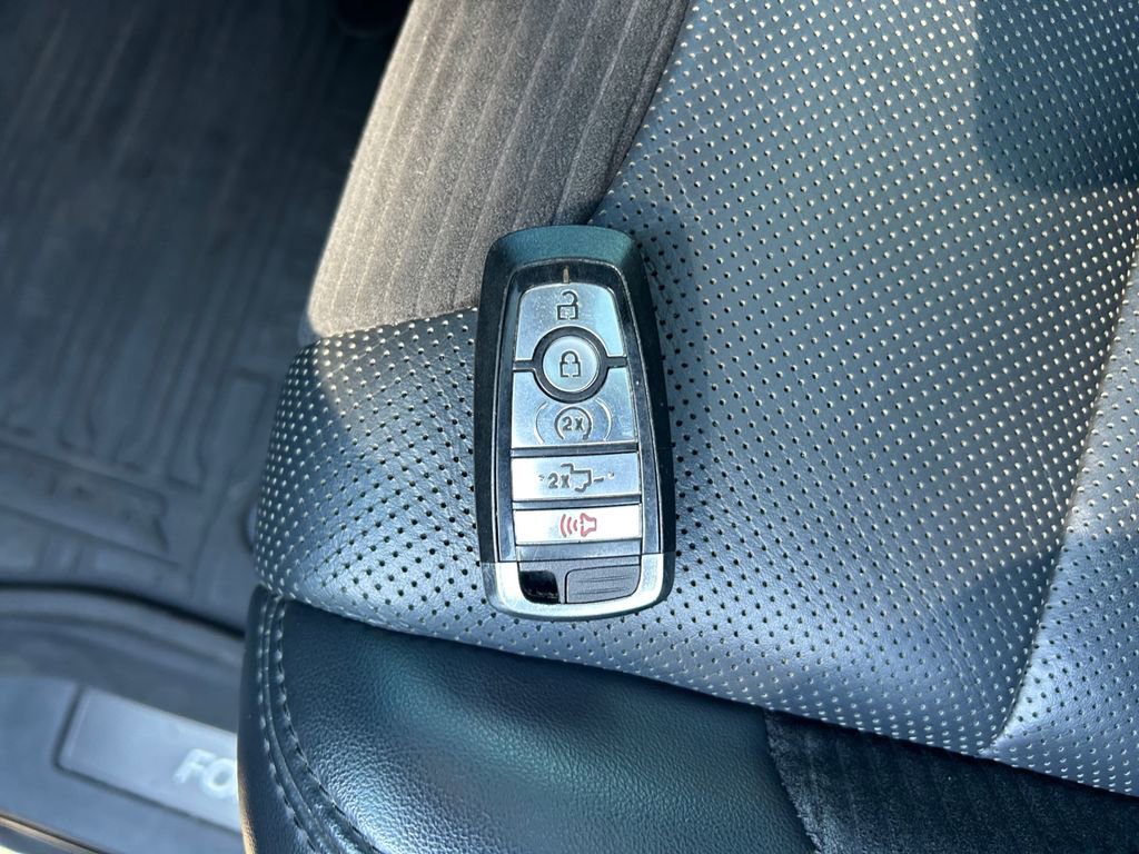 Used 2021 Ford F150 Raptor w/ Equipment Group 801A High image 33