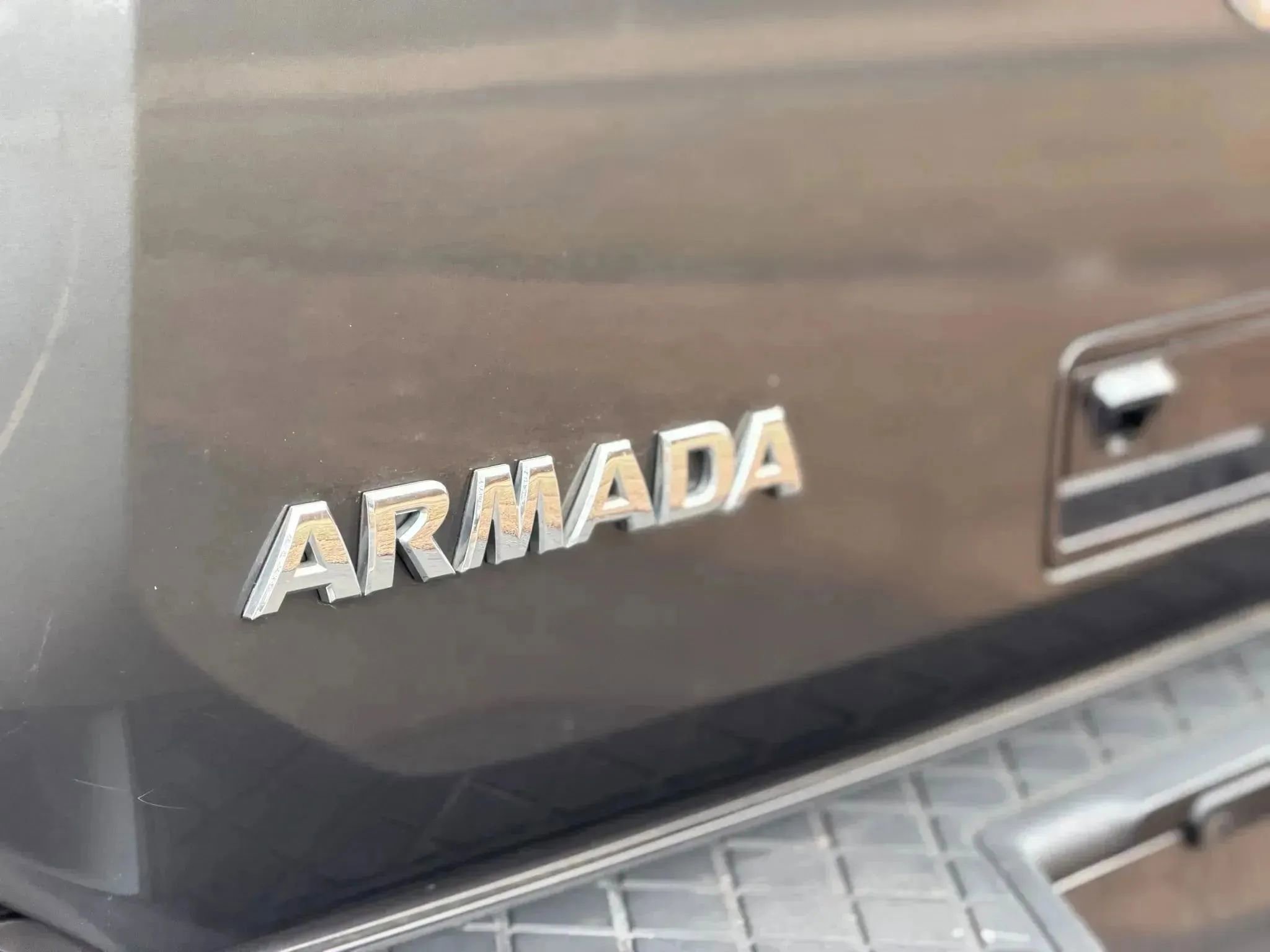 Used 2012 Nissan Armada Platinum AWD/4WD image 26