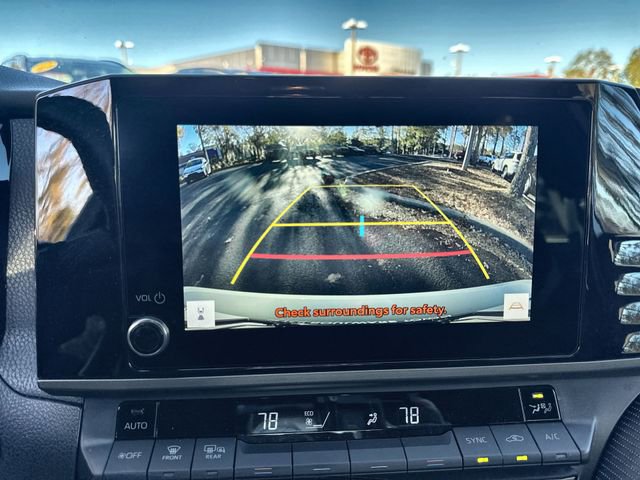 Used 2025 Toyota Camry SE image 26