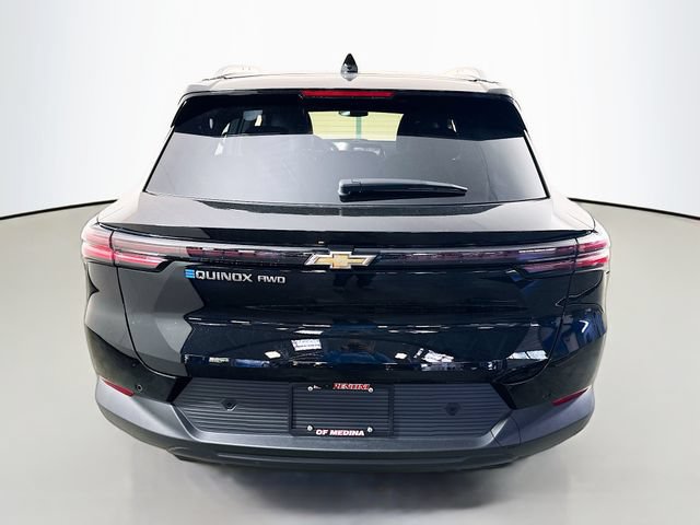 New 2026 Chevrolet Equinox EV LT AWD/4WD image 7