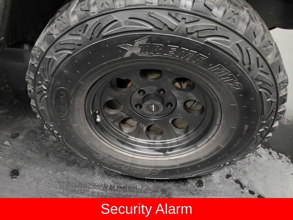 Used 2018 Jeep Wrangler Rubicon w/ Power Convenience Group image 11