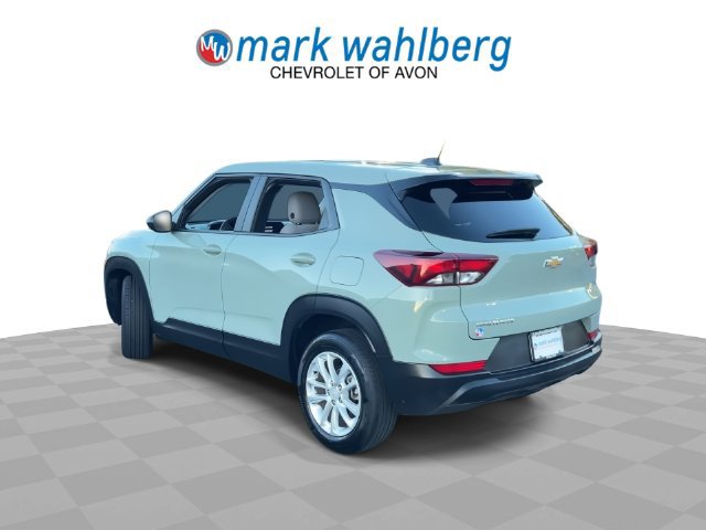 Used 2025 Chevrolet TrailBlazer LS w/ LS Convenience Package FWD image 6