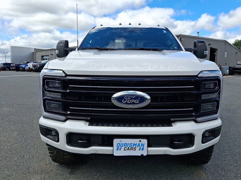 Used 2026 Ford F350 Platinum w/ Tremor Off-Road Package AWD/4WD image 2