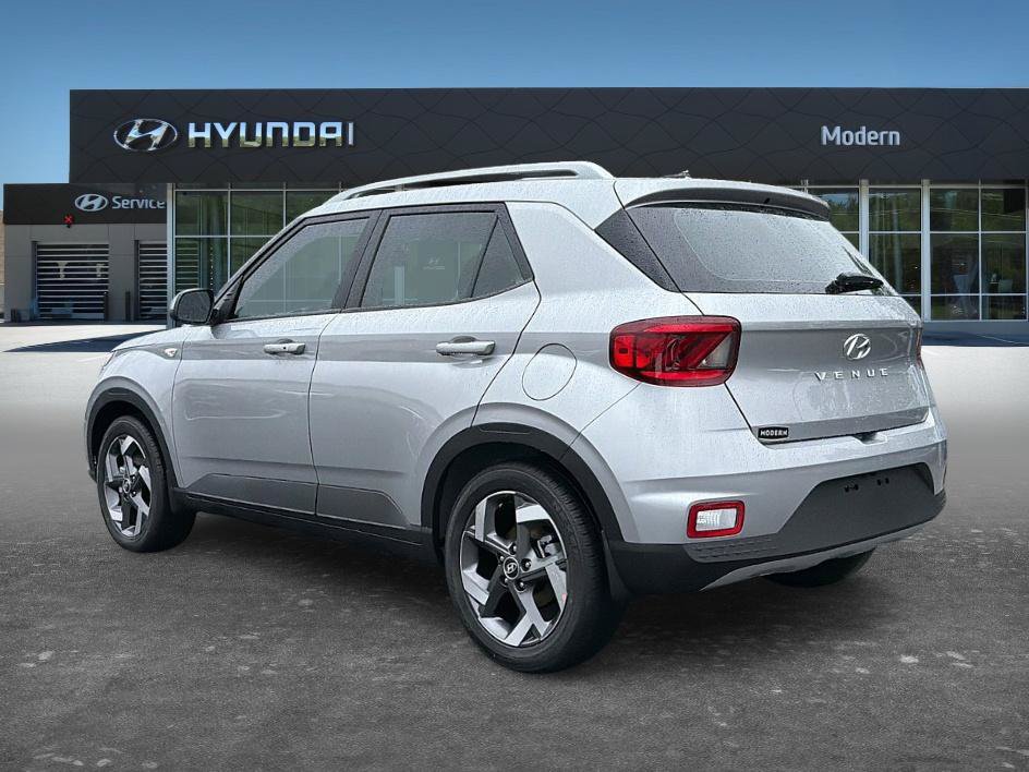 New 2026 Hyundai Venue SEL FWD image 4