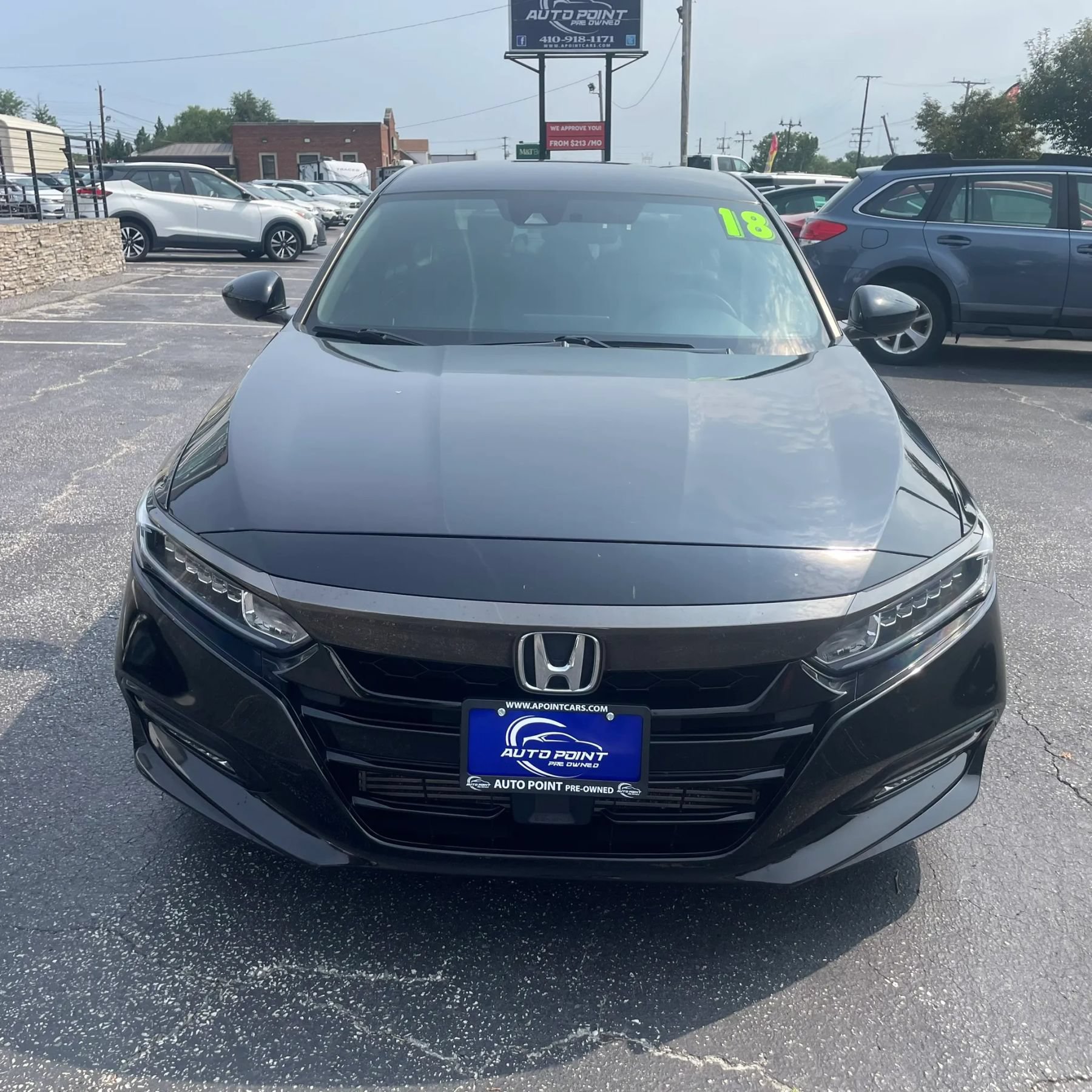 Used 2018 Honda Accord Sport image 2