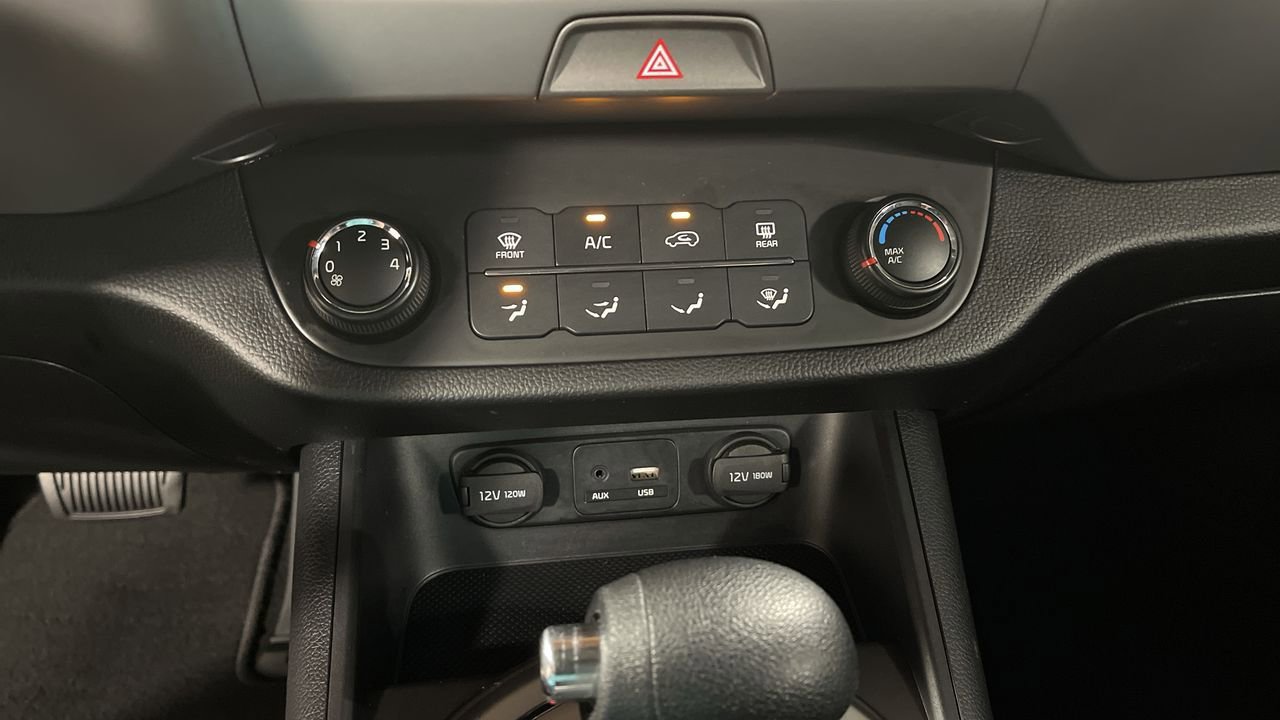 Used 2016 Kia Sportage LX image 26