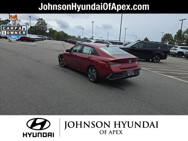 Certified 2025 Hyundai Elantra Sport FWD image 17