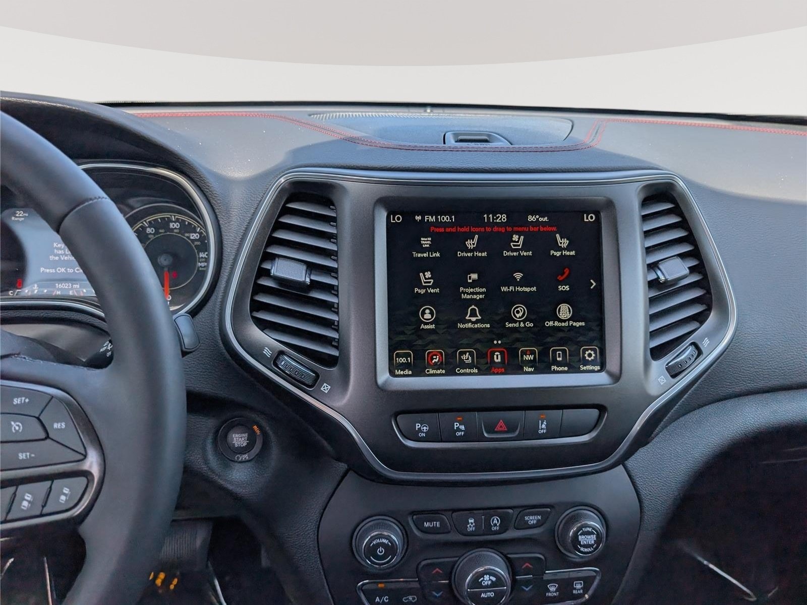 Used 2023 Jeep Cherokee Trailhawk w/ Sun & Sound Group AWD/4WD image 19