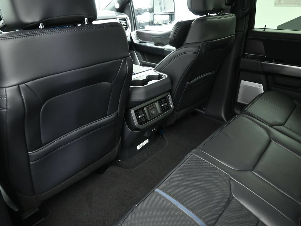 New 2026 Ford F250 Platinum AWD/4WD image 18