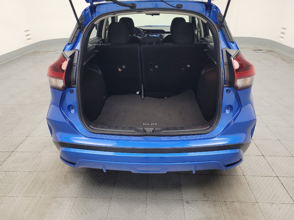 Used 2021 Nissan Kicks SV FWD image 29