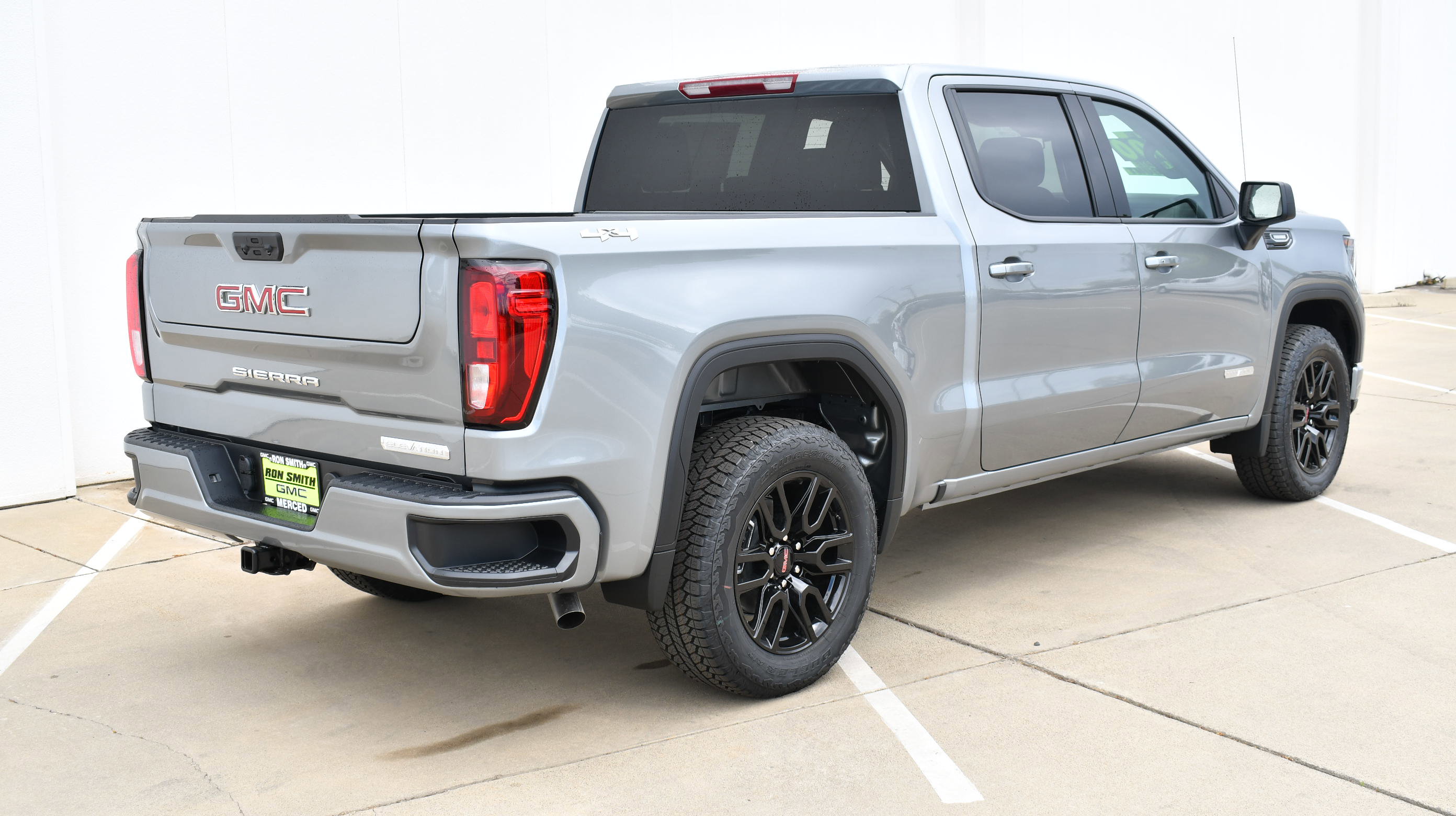New 2026 GMC Sierra 1500 Elevation image 6