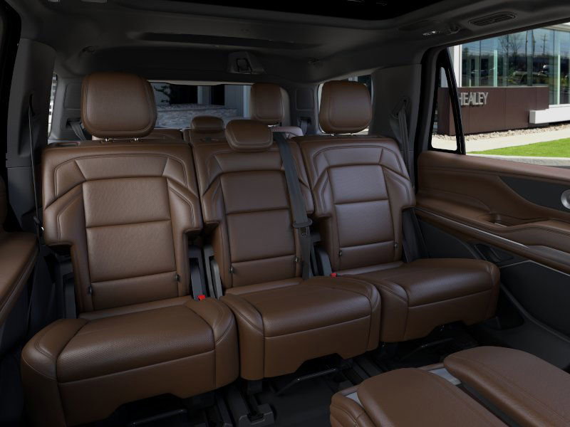 New 2025 Lincoln Navigator Reserve image 11