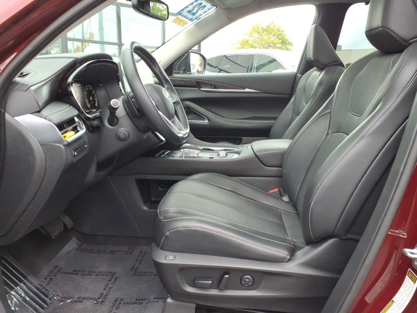 Certified 2022 INFINITI QX60 Sensory w/ Cargo Package AWD/4WD image 11