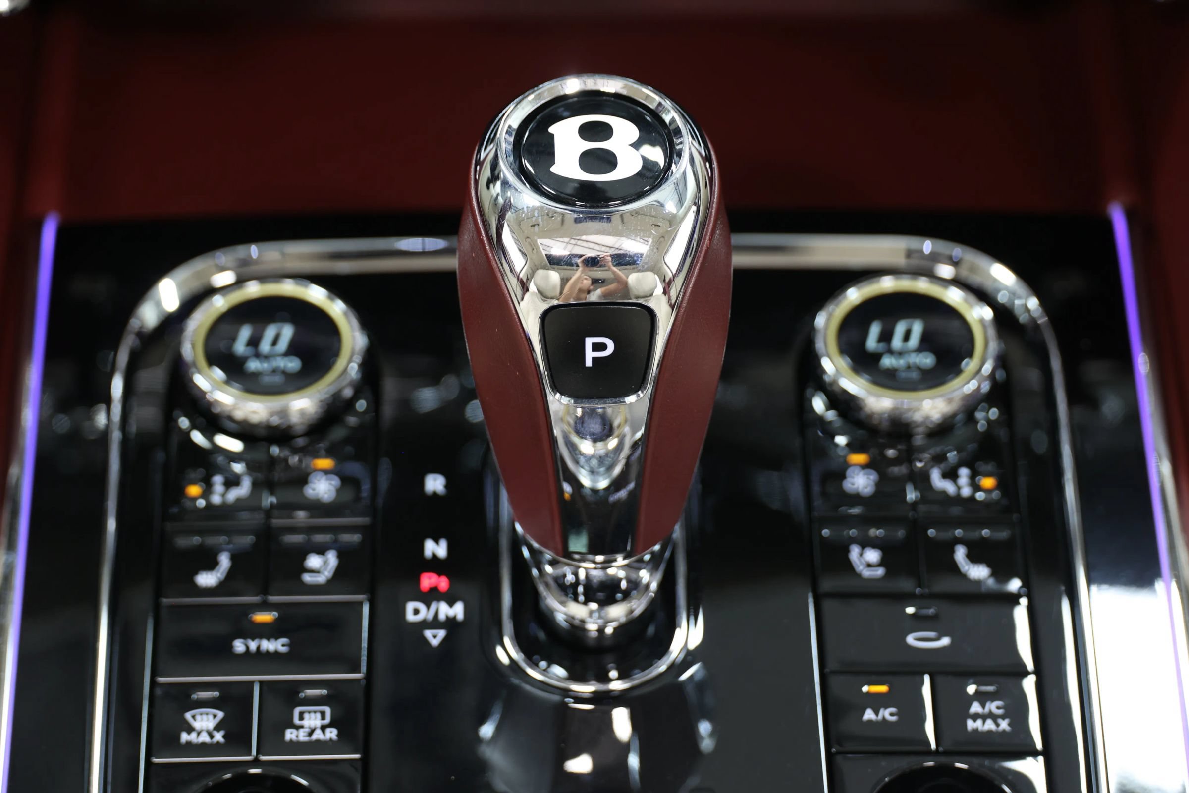 Used 2022 Bentley Flying Spur W12 AWD/4WD image 55