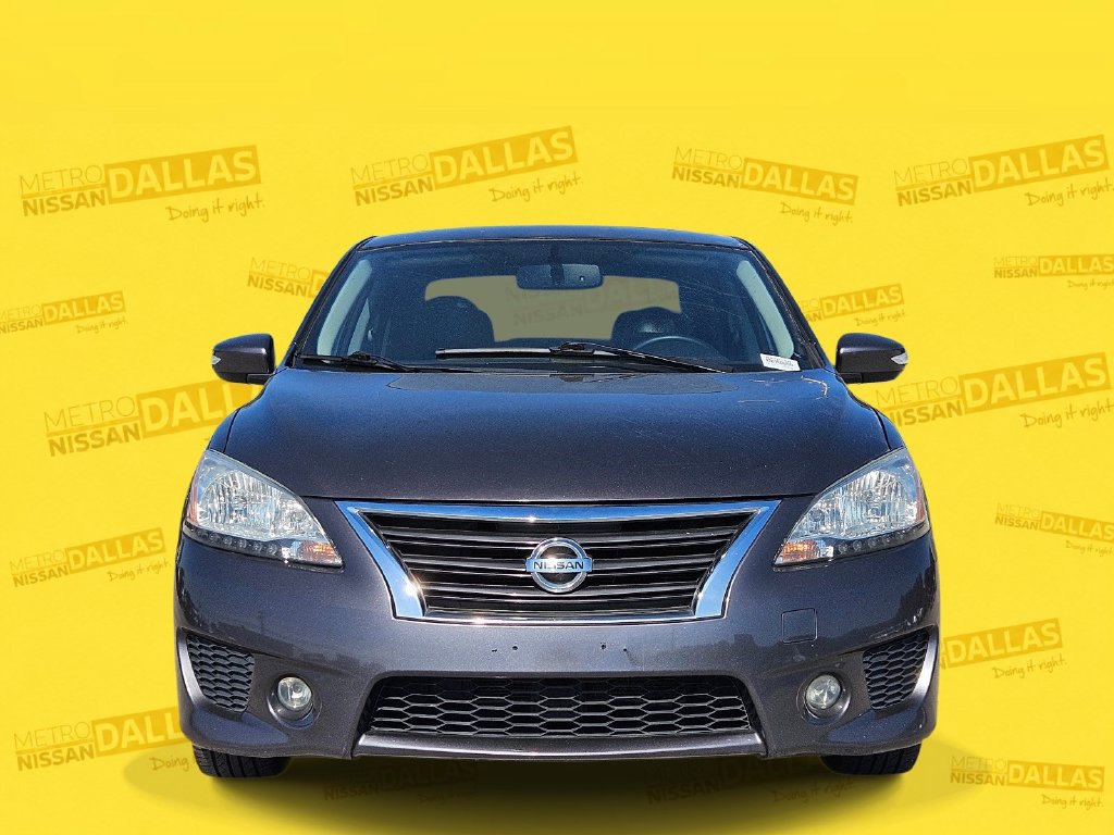 Used 2015 Nissan Sentra SR w/ SR Premium Package FWD image 2