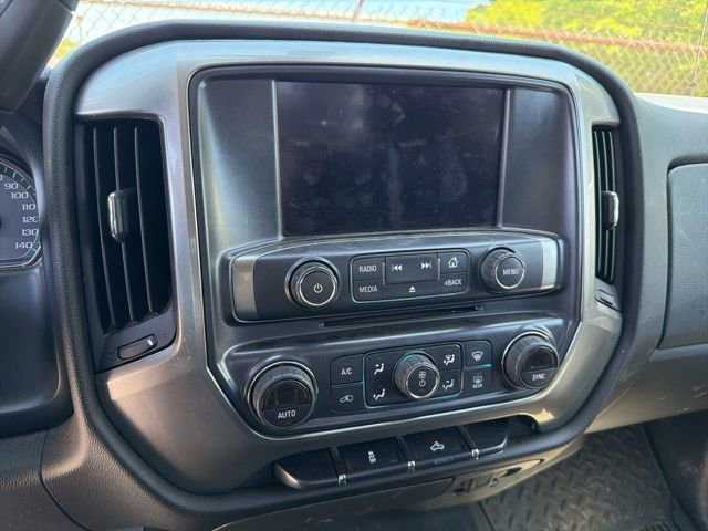 Used 2018 Chevrolet Silverado 1500 LT w/ All Star Edition AWD/4WD image 27
