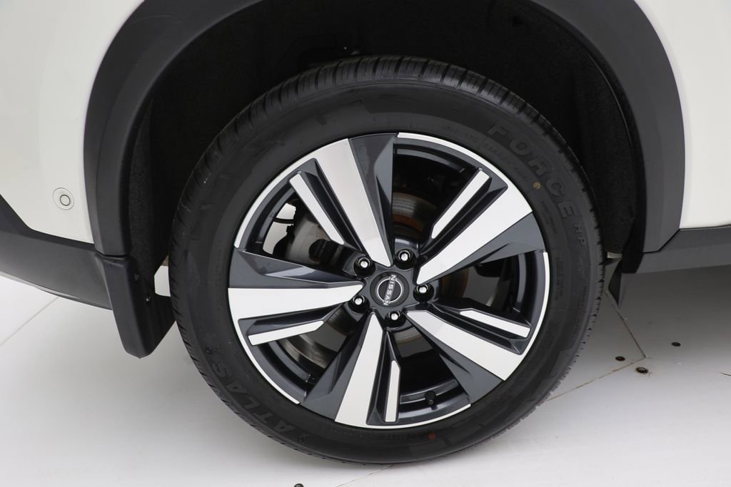 Used 2023 Nissan Rogue Platinum w/ Platinum Premium Package AWD/4WD image 9