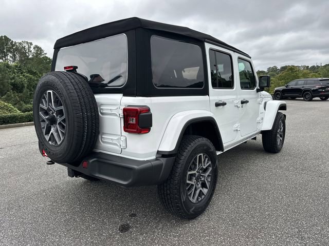 Used 2024 Jeep Wrangler Sahara image 5