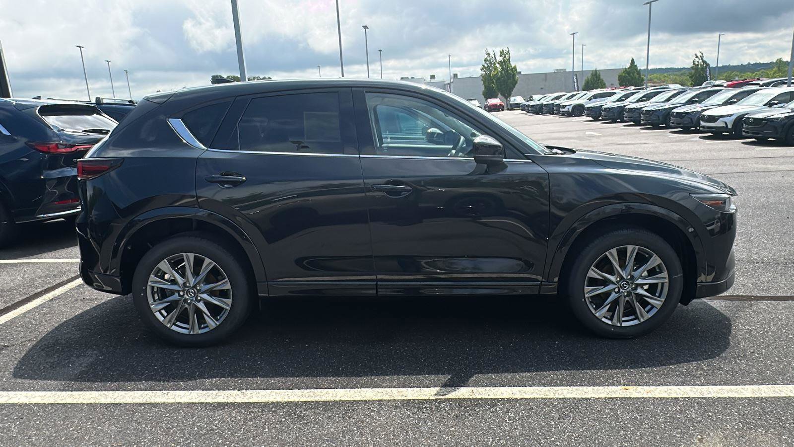 New 2025 MAZDA CX-5 AWD 2.5 S w/ Premium Plus Pkg image 3
