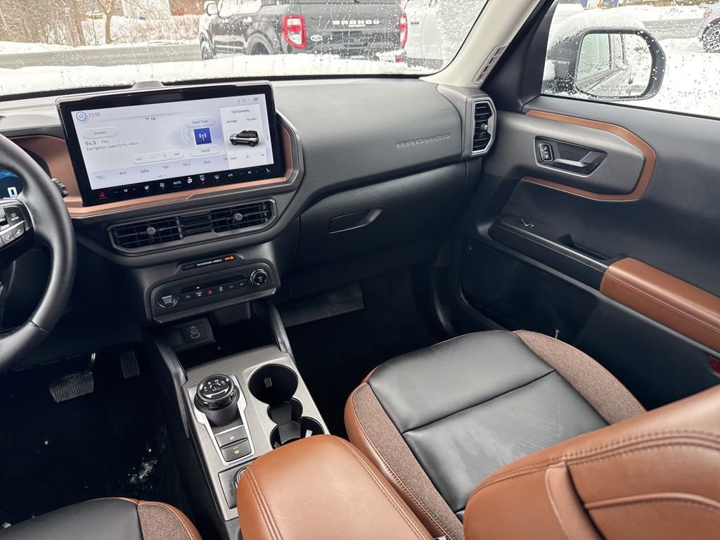 Used 2025 Ford Bronco Sport Outer Banks image 14