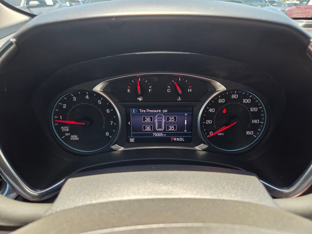 Used 2019 Chevrolet Equinox LT FWD image 32