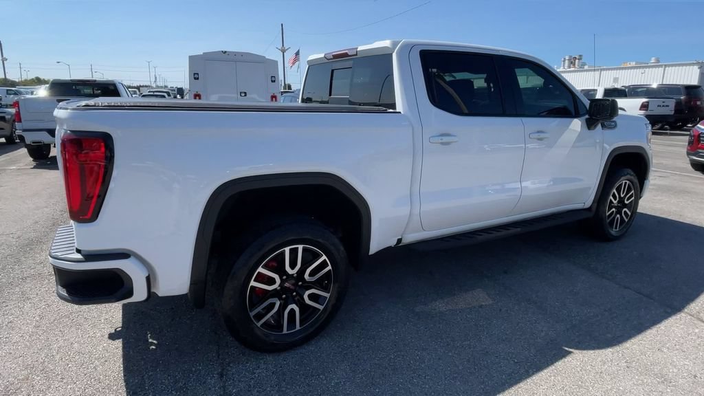 Used 2022 GMC Sierra 1500 AT4 w/ AT4 Premium Package AWD/4WD image 2
