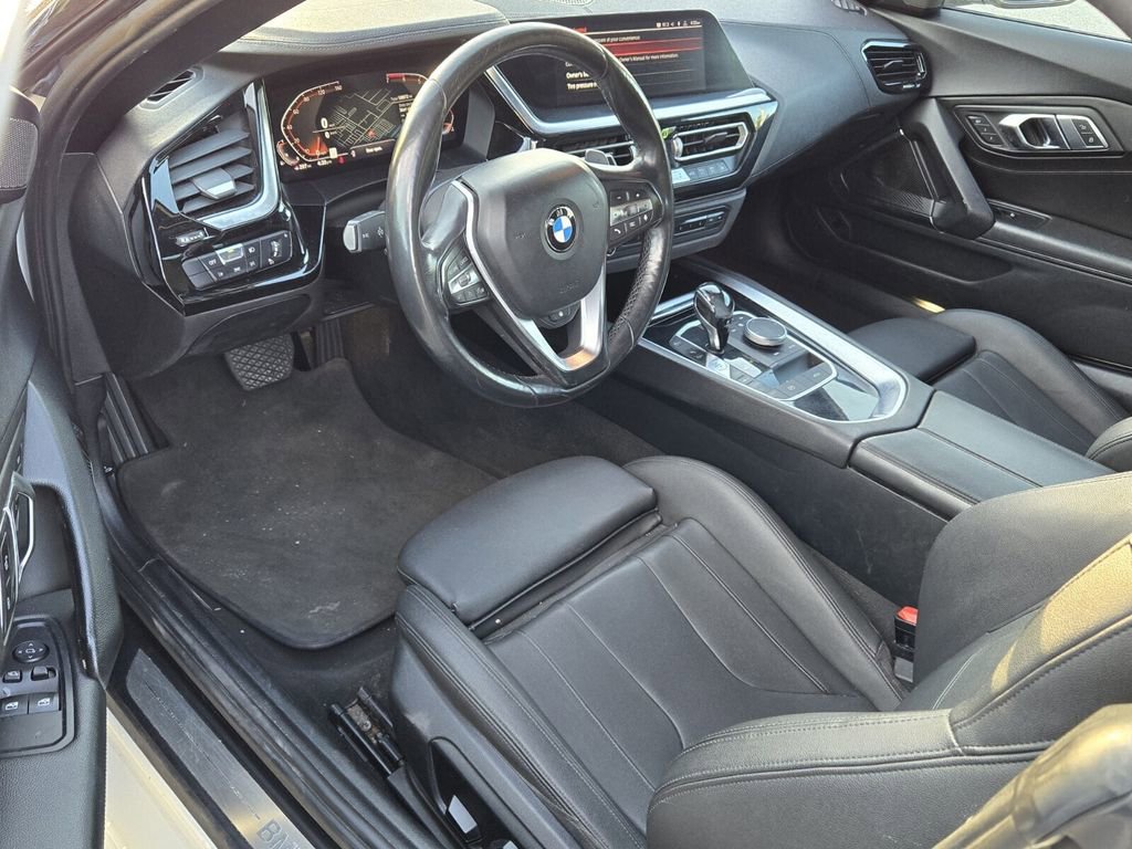 Used 2020 BMW Z4 sDrive30i w/ Convenience Package image 10