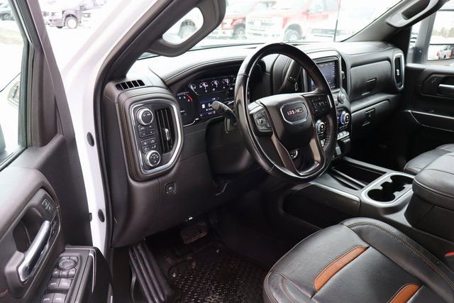 Used 2023 GMC Sierra 3500 AT4 w/ AT4 Preferred Package AWD/4WD image 4