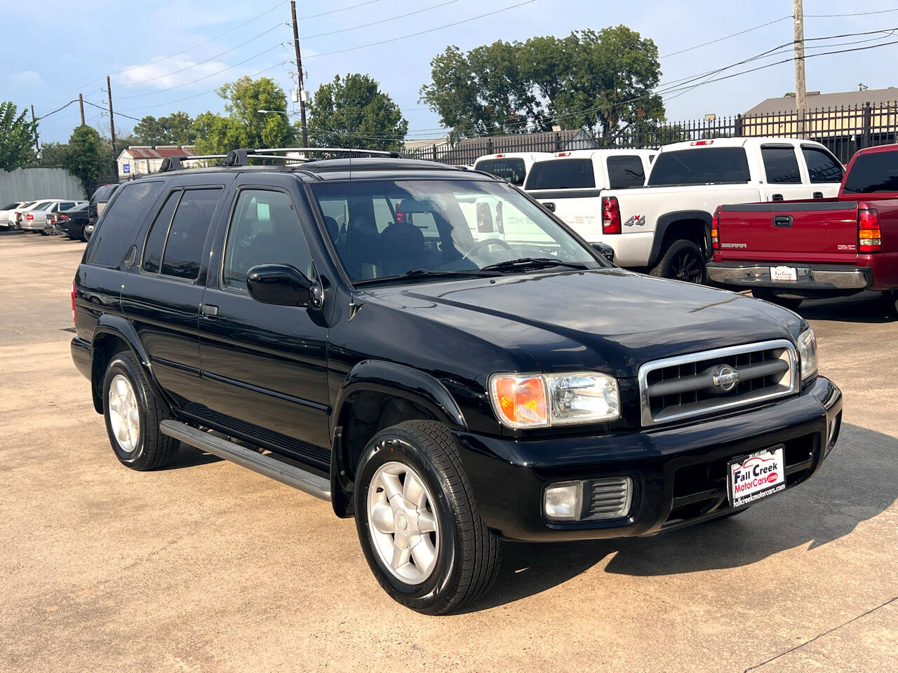 Used 2001 Nissan Pathfinder LE image 10