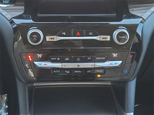 Used 2021 Ford Explorer Limited w/ Equipment Group 301A image 24