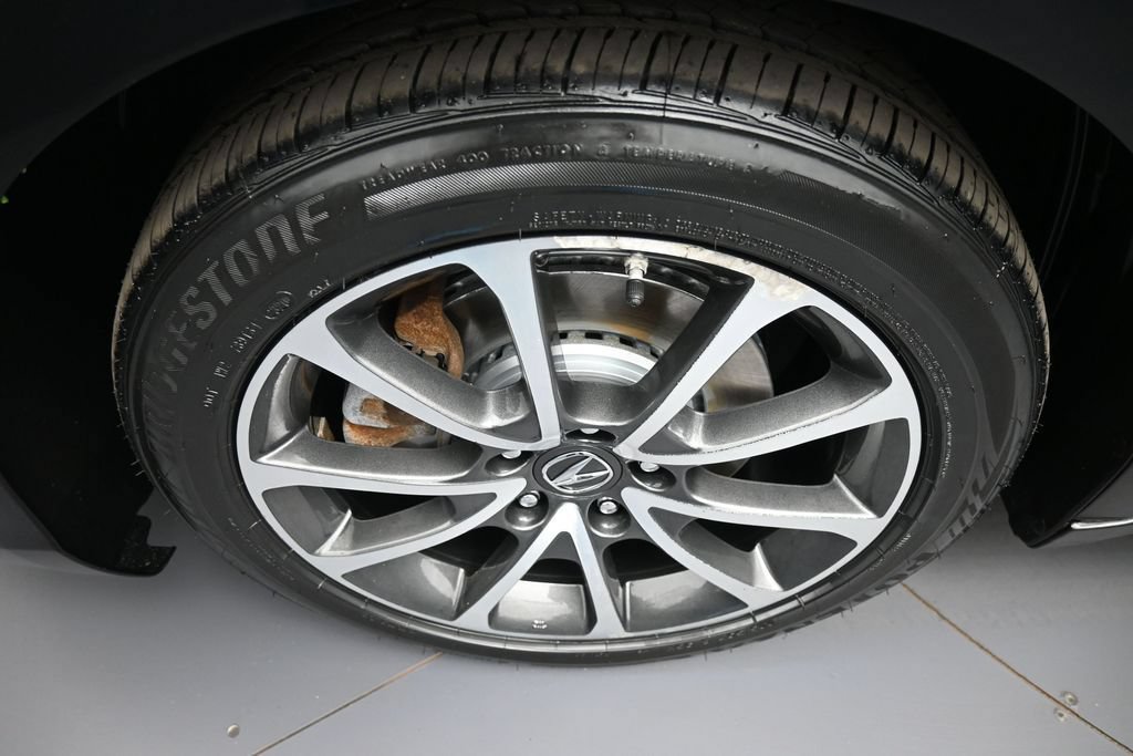 Used 2018 Acura TLX w/ Technology Package FWD image 14