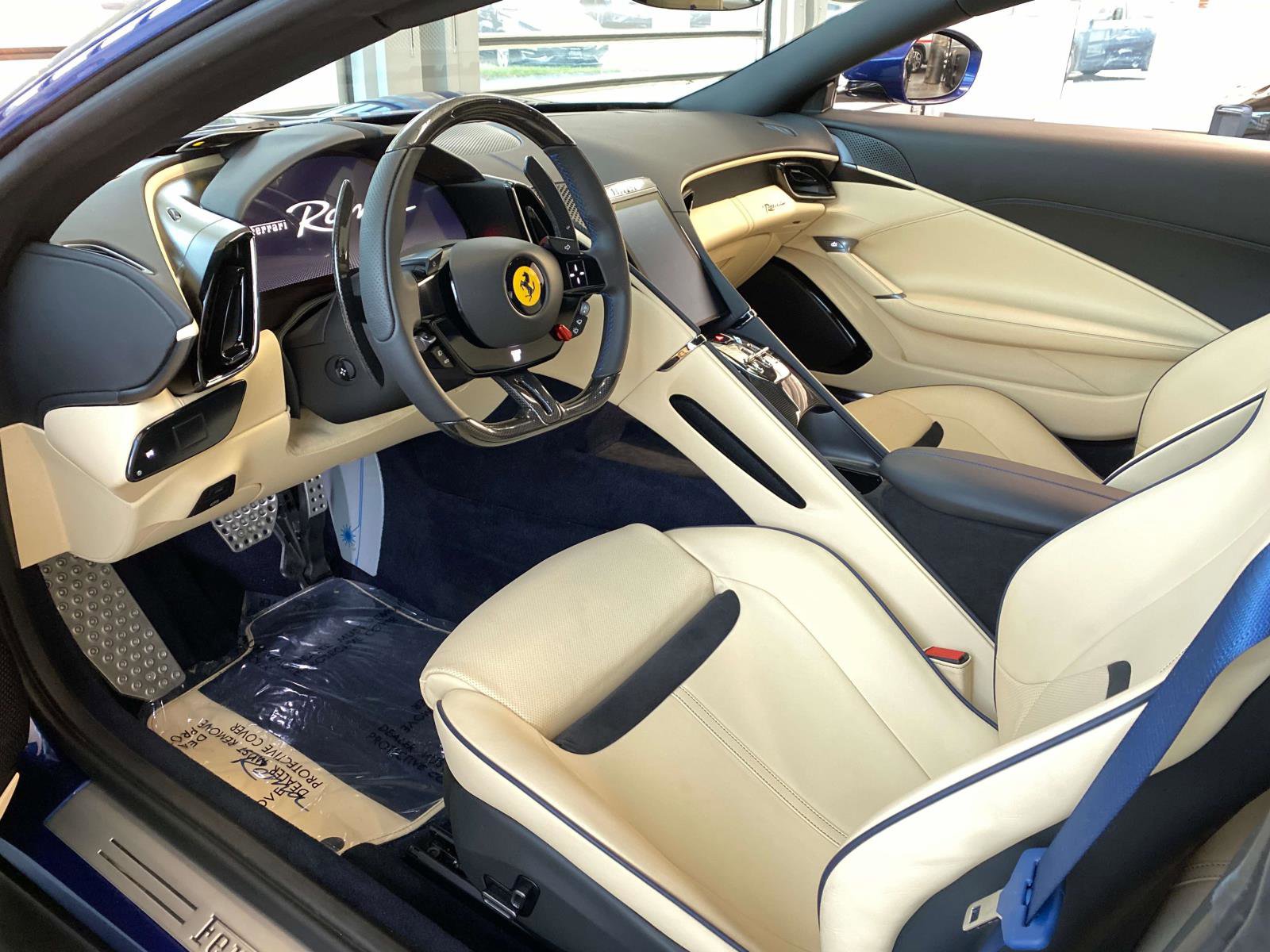 Used 2022 Ferrari Roma image 6