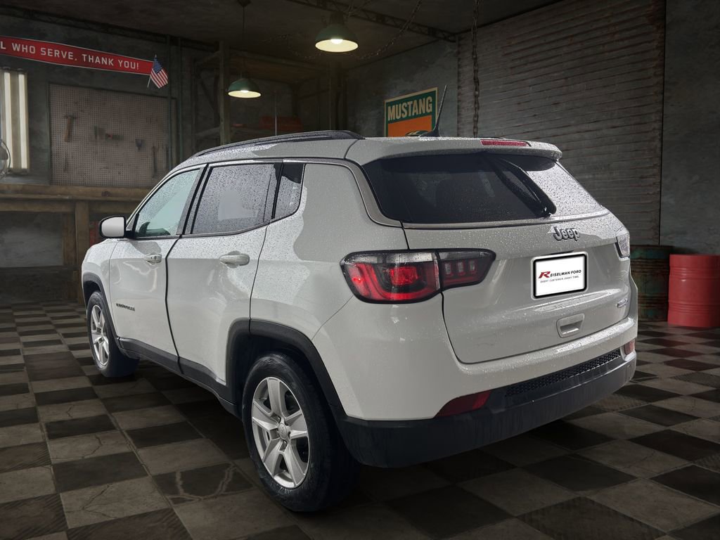 Used 2022 Jeep Compass Latitude image 4