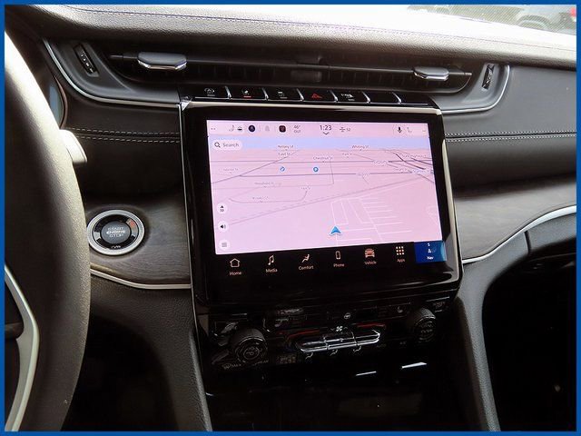 New 2025 Jeep Grand Cherokee Limited image 17