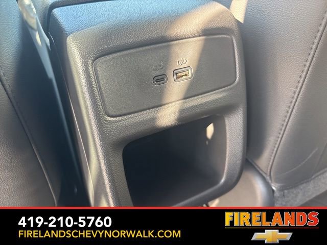 New 2025 Chevrolet Trax LT w/ Sunroof Package image 34