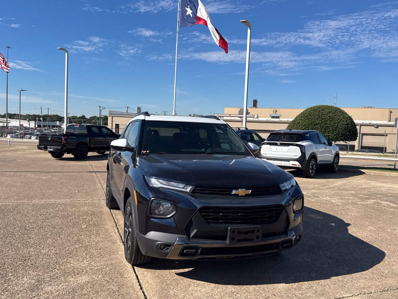 Used 2021 Chevrolet TrailBlazer ACTIV w/ Convenience Package FWD image 4