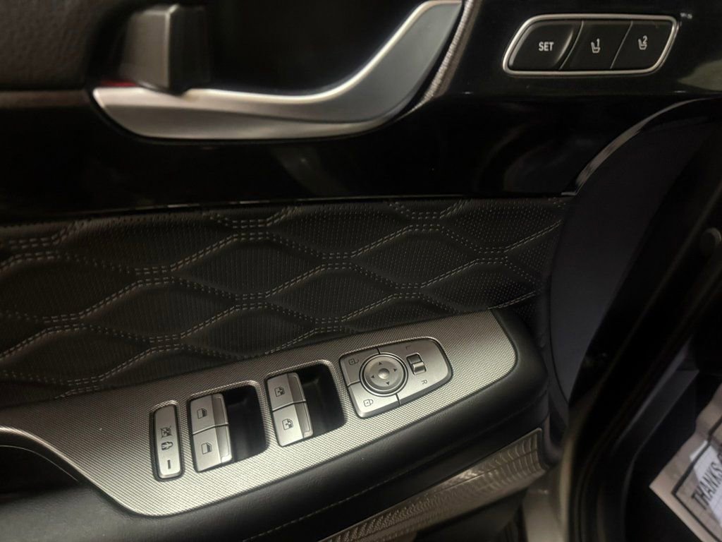 Used 2021 Hyundai Palisade Calligraphy w/ Cargo Package image 23