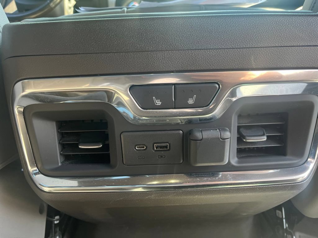 Used 2020 GMC Sierra 1500 SLT w/ SLT Premium Plus Package AWD/4WD image 10