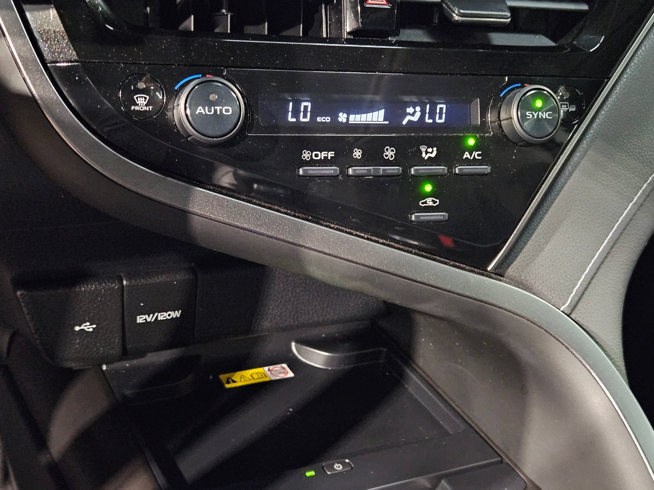 Used 2023 Toyota Camry XSE w/ Navigation Package FWD image 33