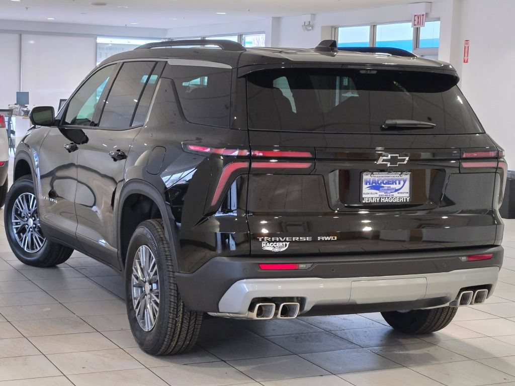New 2026 Chevrolet Traverse LT w/ Driver Confidence Package AWD/4WD image 14