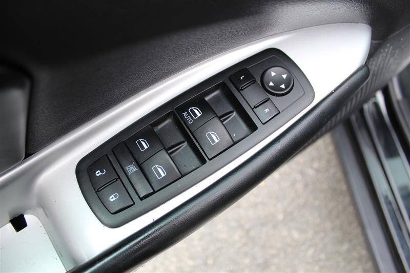 Used 2014 Dodge Journey SXT w/ Flexible Seating Group AWD/4WD image 12