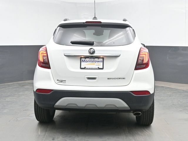 Used 2020 Buick Encore Preferred w/ Safety Package FWD image 13