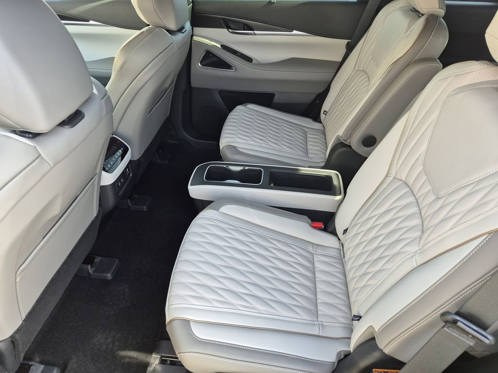 New 2026 INFINITI QX60 Autograph w/ Dark Cargo Package image 22