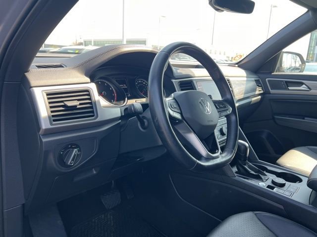 Used 2020 Volkswagen Atlas Cross Sport SE image 9