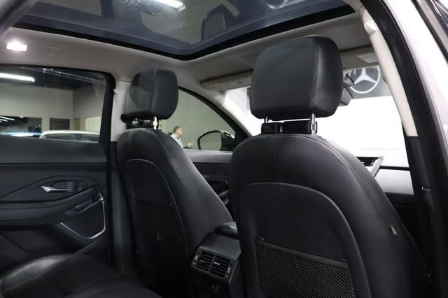 Used 2018 Jaguar E-PACE S AWD/4WD image 21