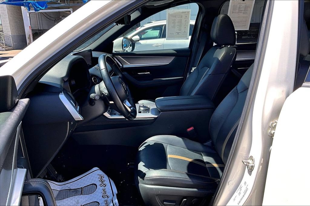 Certified 2024 MAZDA CX-90 Plug-In Hybrid w/ Premium Plus AWD/4WD image 14
