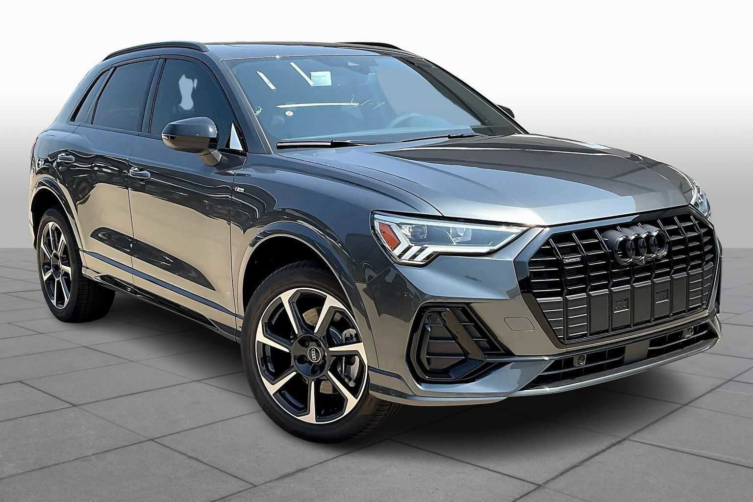 New 2025 Audi Q3 2.0T Premium Plus w/ Premium Plus Package AWD/4WD video 2