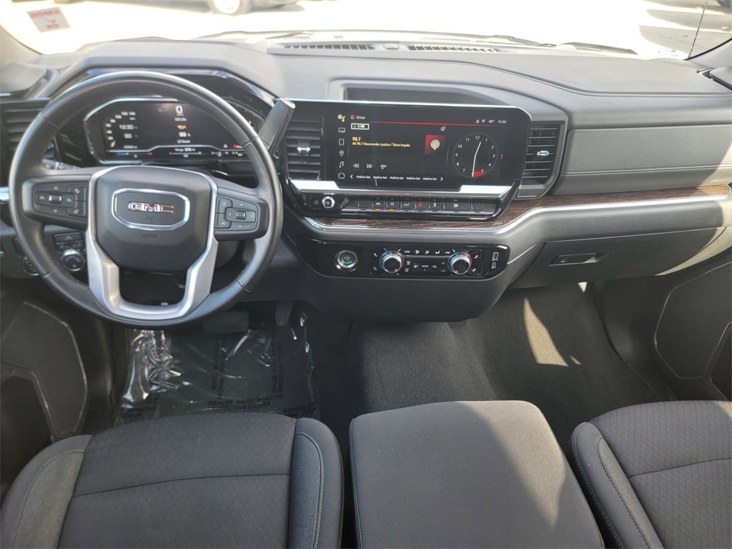 Used 2024 GMC Sierra 1500 SLE image 17